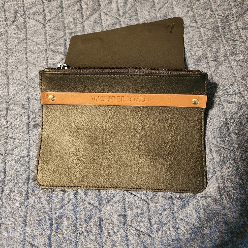 Wonderfold removable clutch